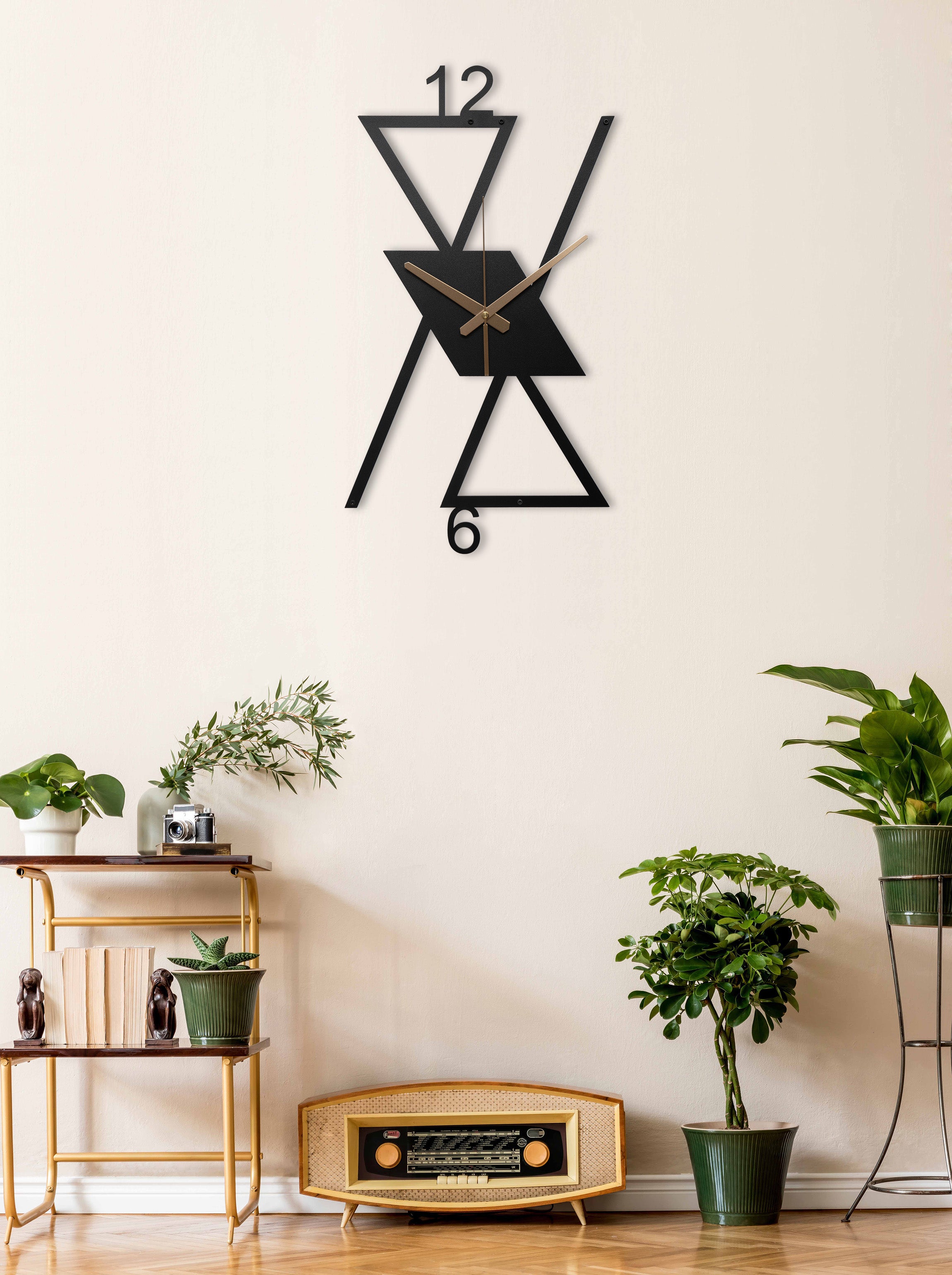 Modern Minimalist Wall Clock